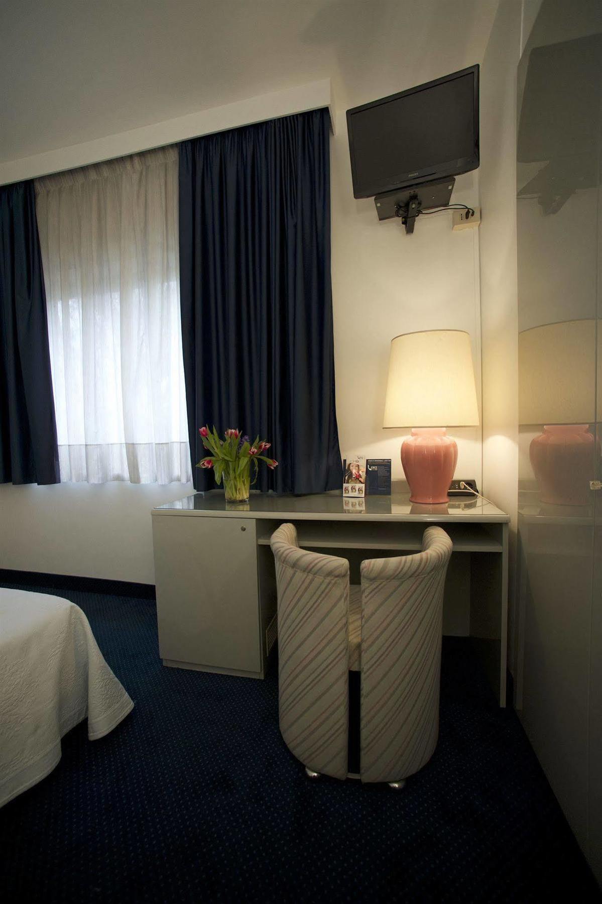 Club Hotel Mestre Eksteriør bilde